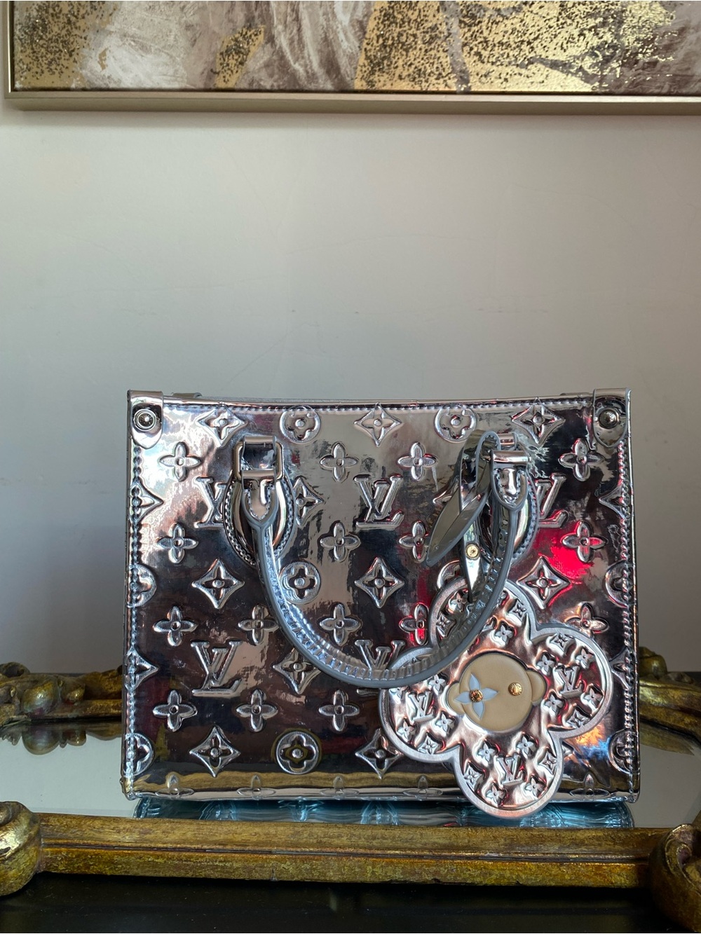 SHOULDER BAG